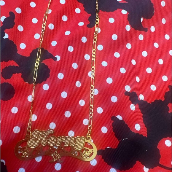 Retro Novelty “ horny “ necklace - Picture 5 of 6